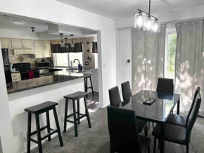 5BR Close to Stadium/Downtown